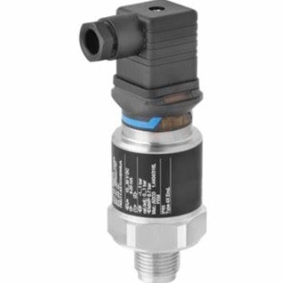 ENDRESS + HAUSER - 52010285 M12 Female Plug Connector 100 DEG, 5M CABLE