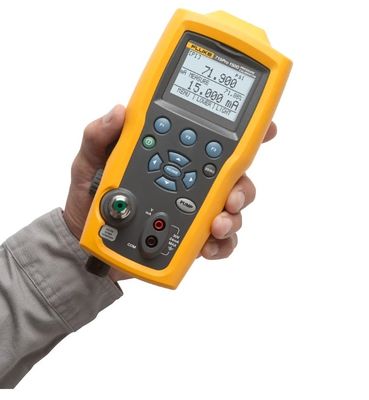 Fluke 719PRO-300G Pressure Calibrator 300 Psi 20 Bar Resolution 0.001 Bar Accuracy ± 0.015% Of Reading ± 2 Counts Electric