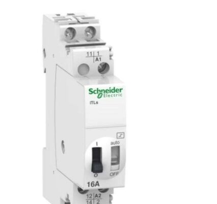 Programmable Logic Controller with Integrated Digital Inputs 16 and V/F Control Transducer Featuring IP65 Protection Class