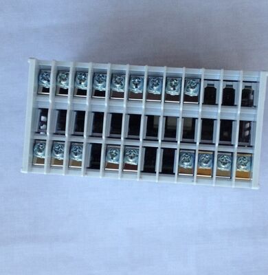 YOKOGAWA UT35A-000-10-00 Best Price Plastic Temperature Controller Top Product in Temperature Instruments