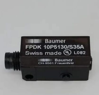 Baumer FPDK 10P5130/S35A Photoelectric Retro-reflective Sensor with Pulsed Red LED 3.5 m Range and M8 4-pin Connector