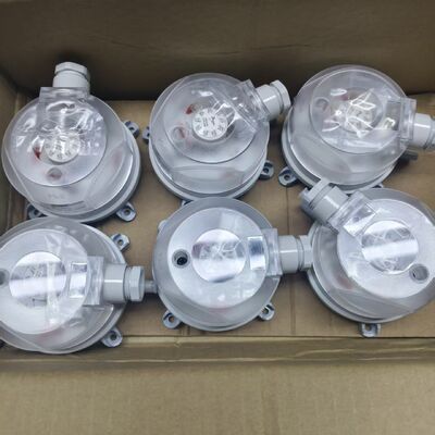 Dwyeromage Dwyer Series-ADPS-EDPS 조절 가능한 차차 압력 스위치 (0.08 ~ 20 inH2O (20 ~ 5000 Pa),ADPS-05-2-N-OEM